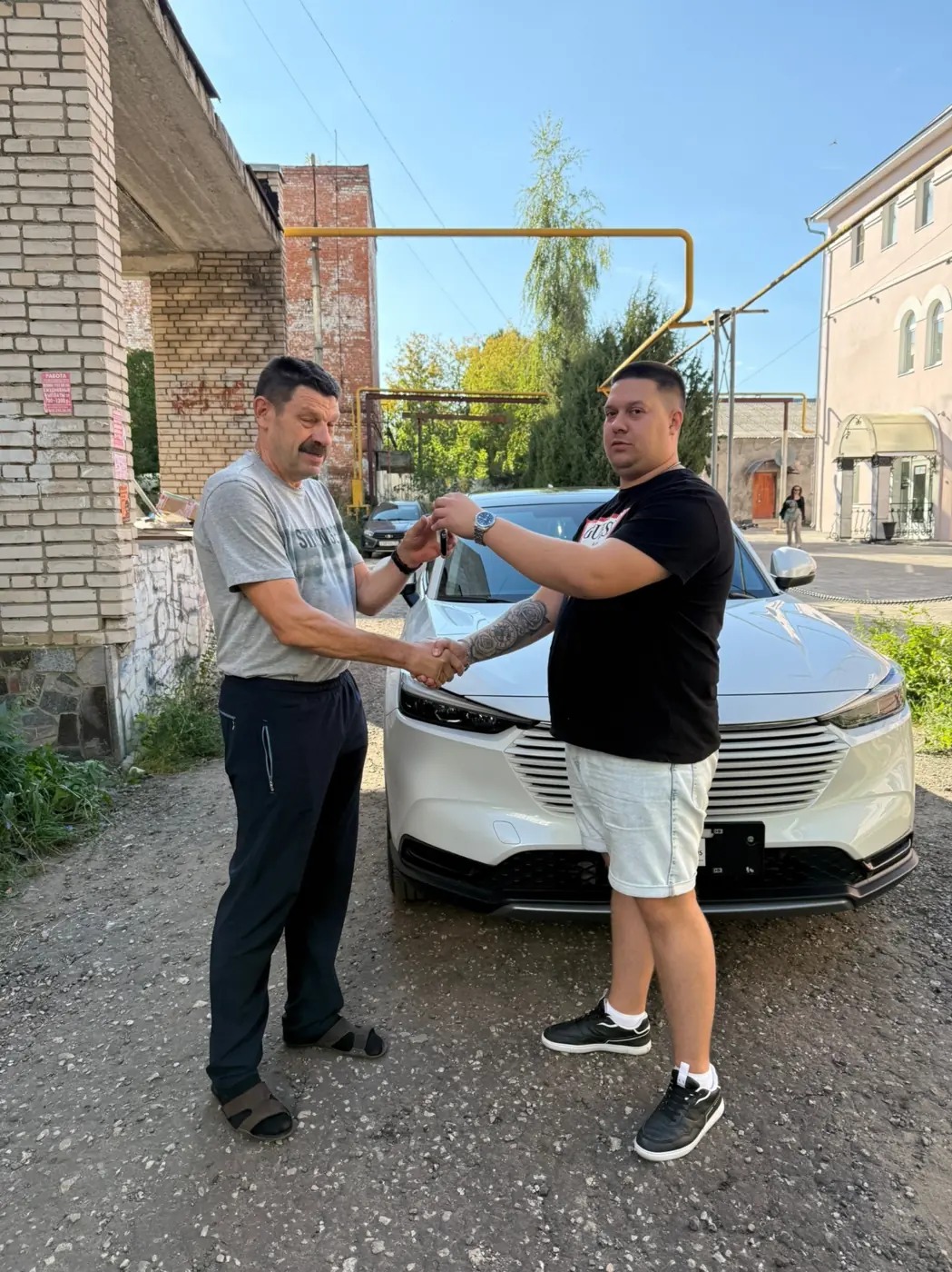 Валерий, Honda Vezel — выдача автомобиля